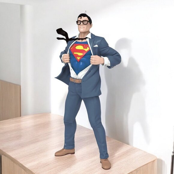 2024 HALLMARK KEEPSAKE ORNAMENT DC SUPERMAN CLARK KENT NEW - Picture 6 of 10
